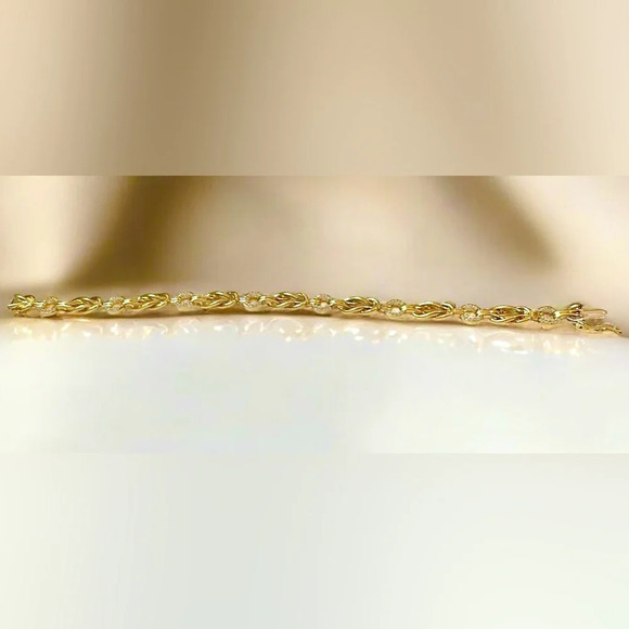 96-Diamond Yellow Gold-Plated Love Knot Tennis Bracelet - Picture 9 of 12